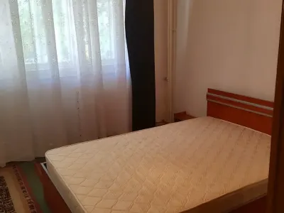 vanzare-cumparare apartament Sector 6, București dormitor pat